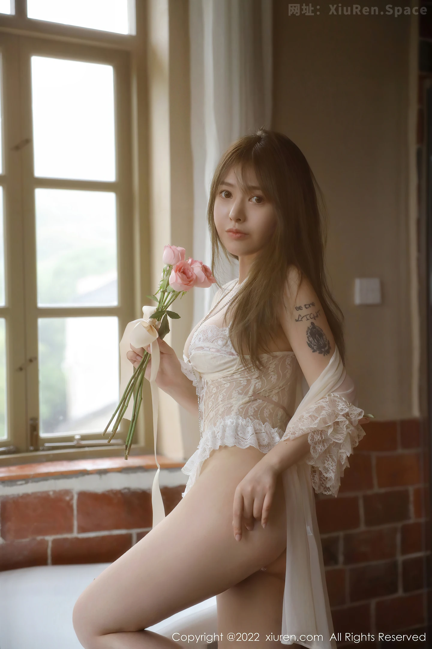 图片[6]-[XiuRen秀人网] VOL.5175 女神Evelyn艾莉杭州旅拍私房米色轻透薄纱秀惹火身材诱惑写真43P-秀人网官方网站